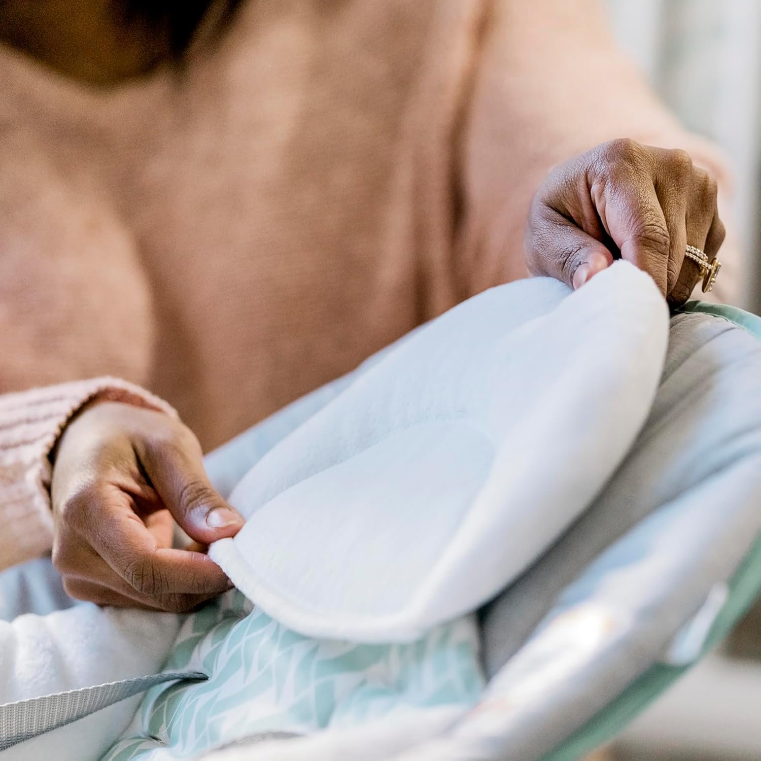 Best Ingenuity Keep Cozy 3-in-1 Grow with Me Vibrating Baby Bouncer - Image 5