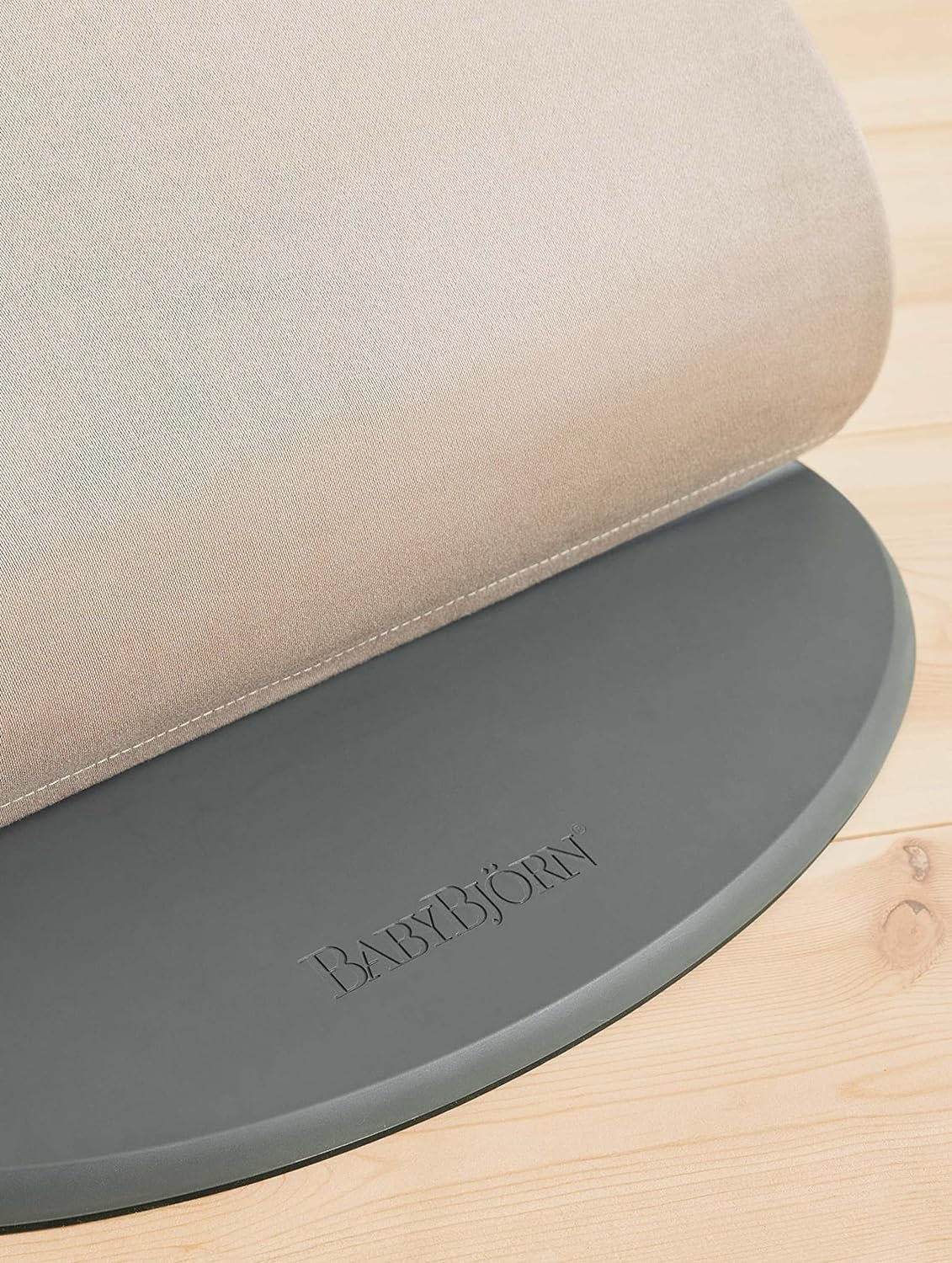 Best BabyBjörn Bouncer Delight Review - Image 6